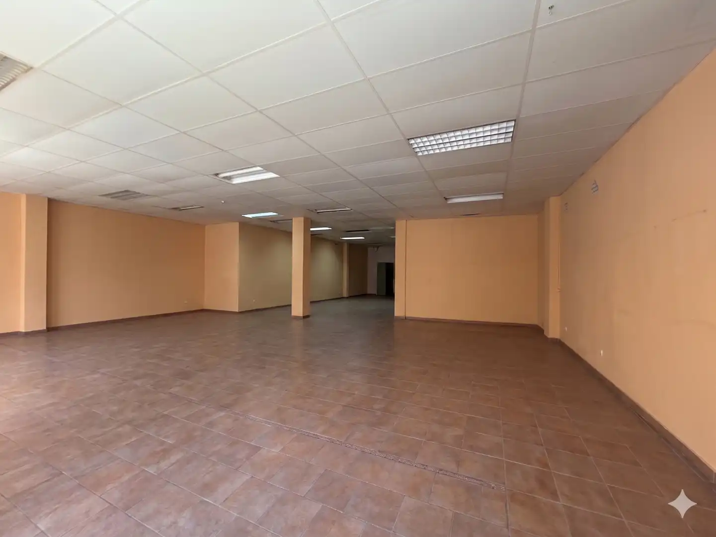 Local comercial en venda a Duque De Wellintong, imagen 6