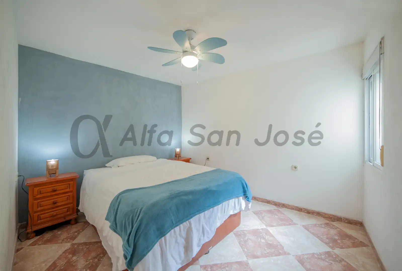 Bedroom of Flat for sale in Sevilla  with Furnished and Oven