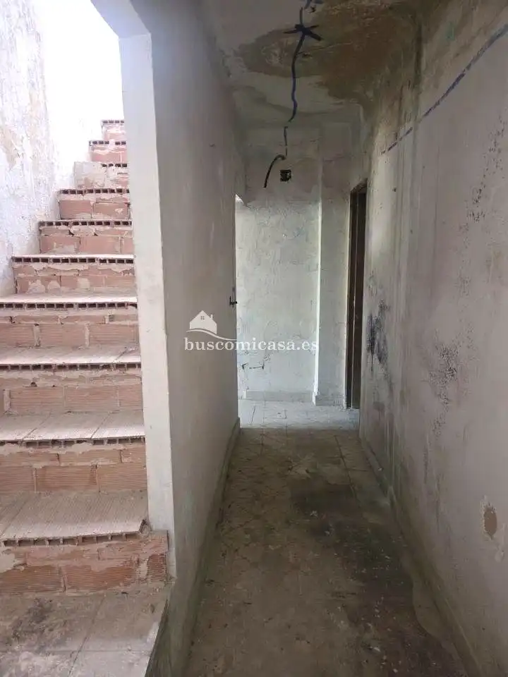 Casa adosada en venda en Jaén amb Terrassa i Balcó