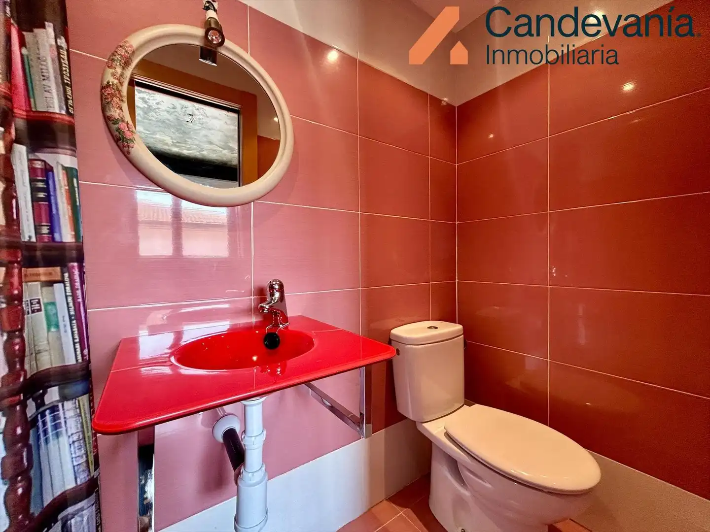 Baño de Casa adosada en venta en Zuera con Calefacción, Jardín privado y Parquet