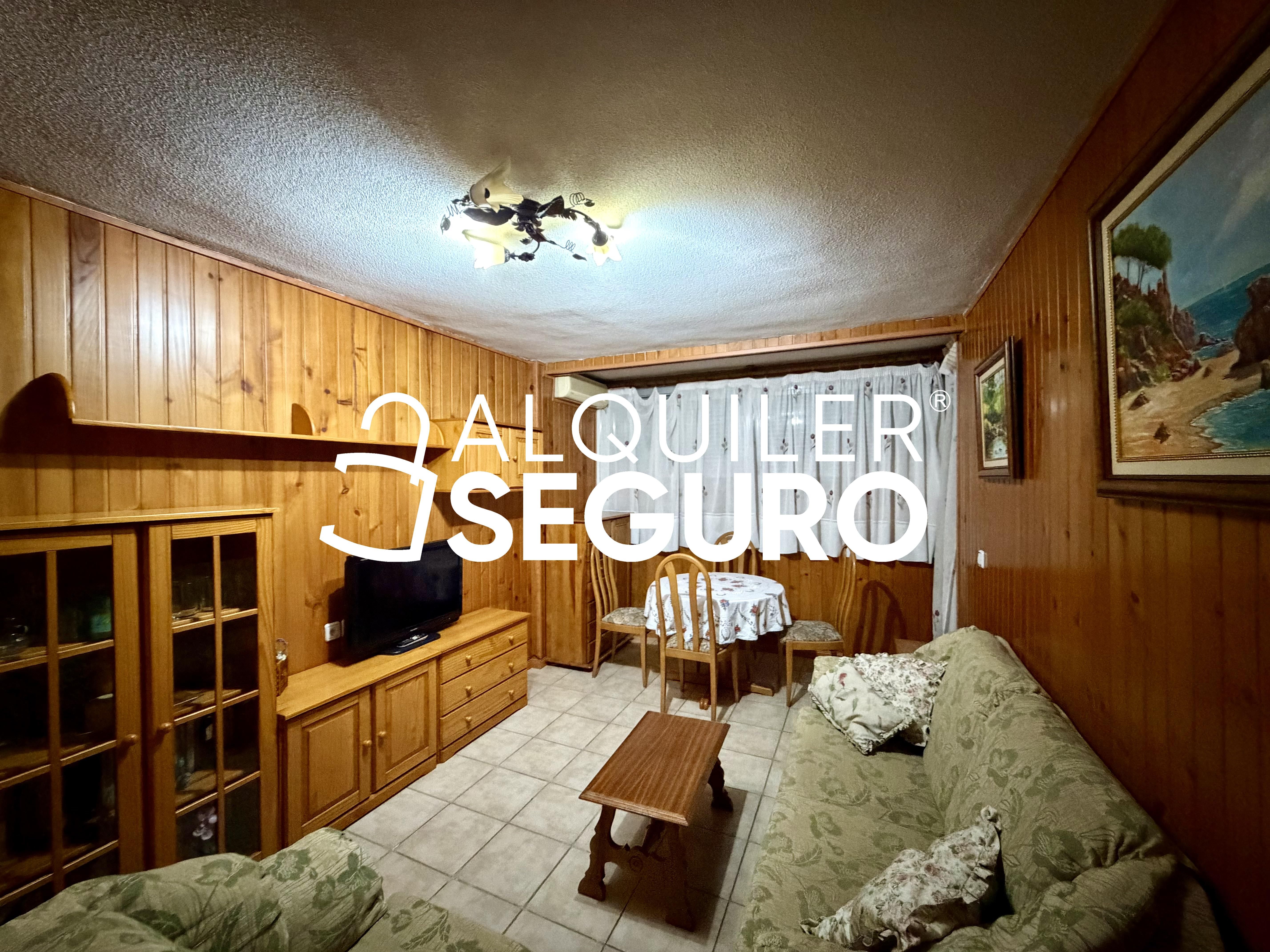 Living room of Flat to rent in Getafe  with Air Conditioner, Heating and Furnished