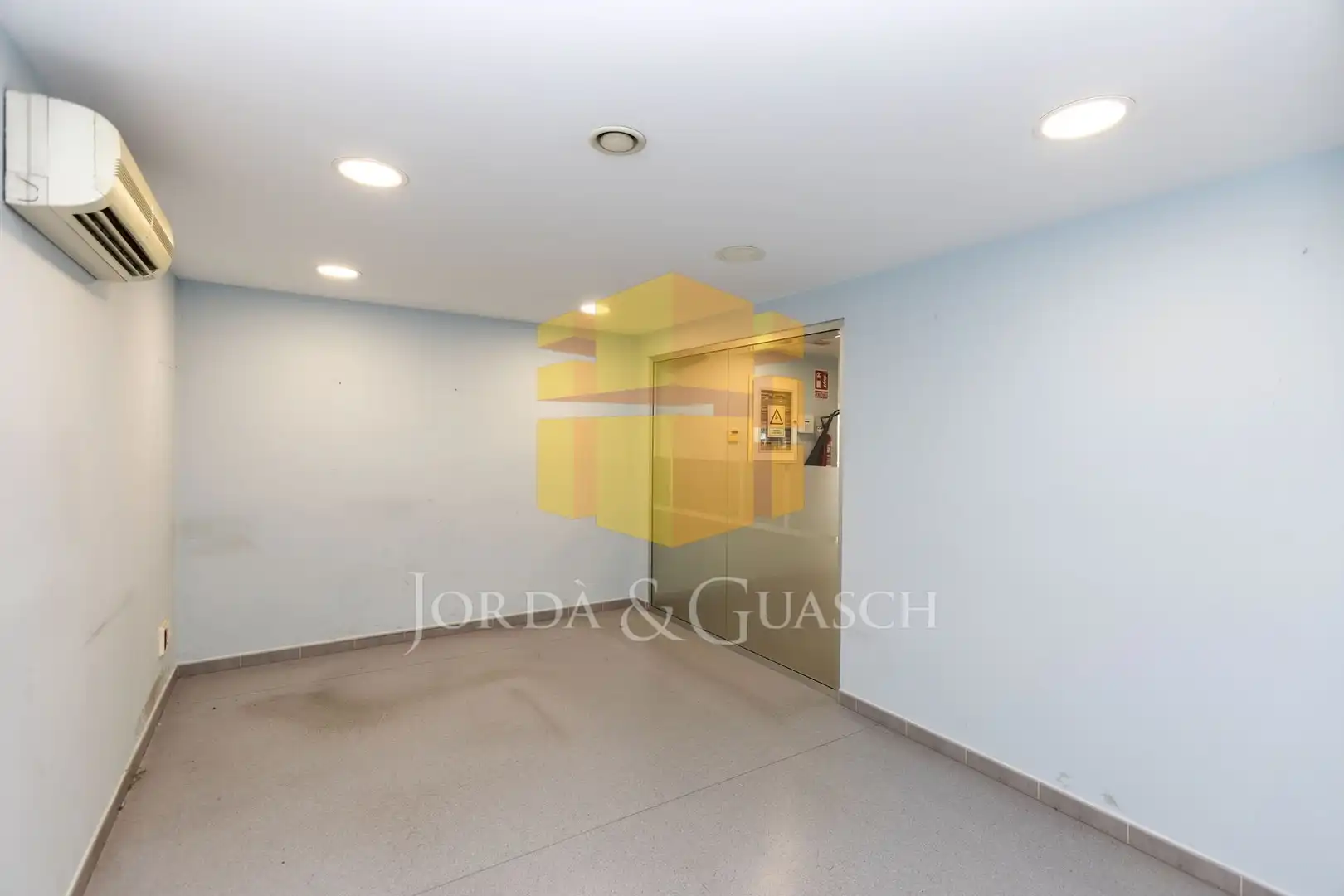 Local comercial en venda a Avinguda de Madrid 150, imagen 30