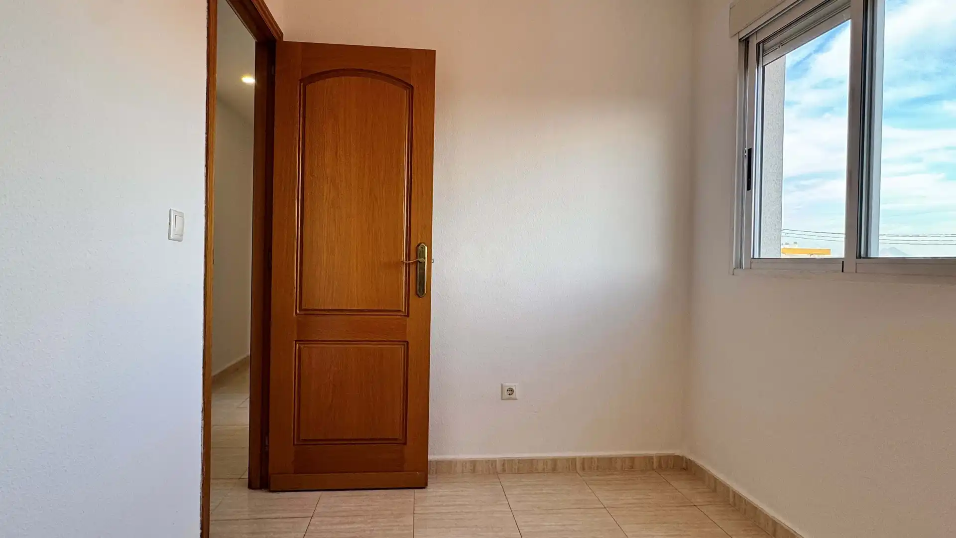 Flat for sale in Alicante / Alacant  with Swimming Pool