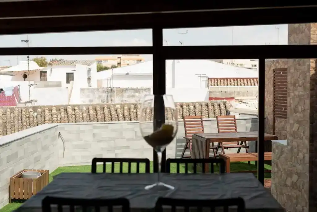 Terrasse von Dachboden zur Miete in Jerez de la Frontera mit Klimaanlage und Balkon