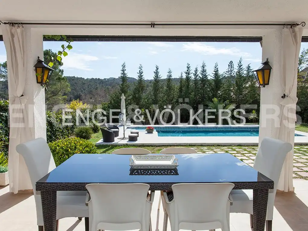 Terraza de Casa o chalet en venta en Sant Cugat del Vallès con Aire acondicionado, Calefacción y Jardín privado