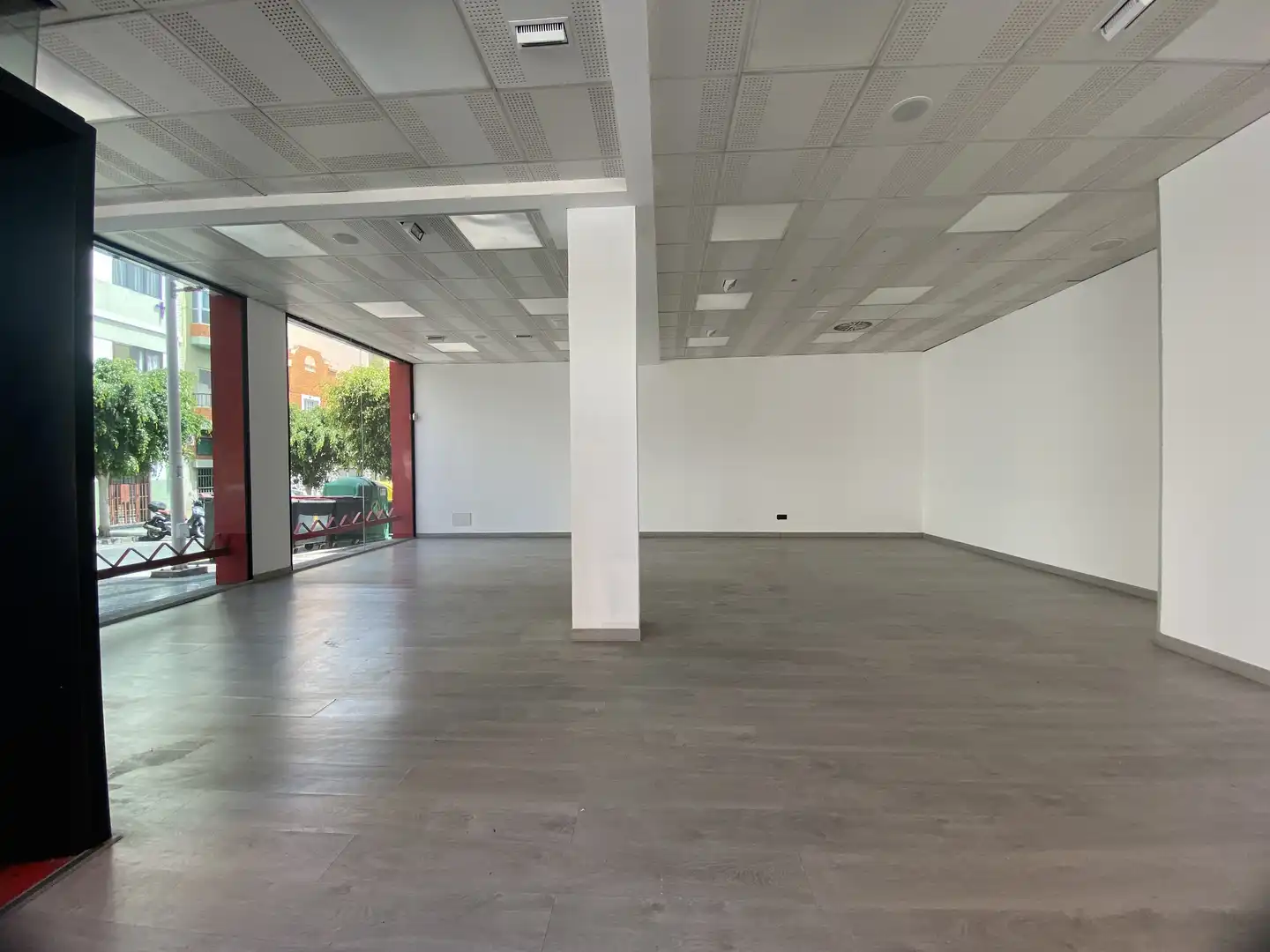 Local comercial en alquiler en Calle Don Pedro Infinito 153, imagen 7