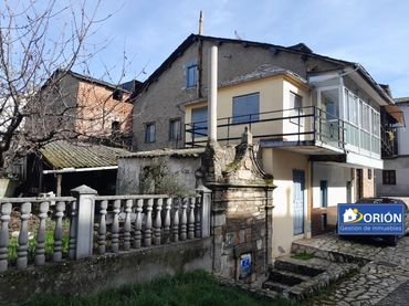 Casa con balcone in vendita a Cacabelos