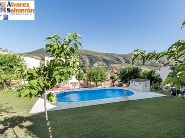 Appartamento con piscina in vendita a Calle Calle María Uceda Díaz
