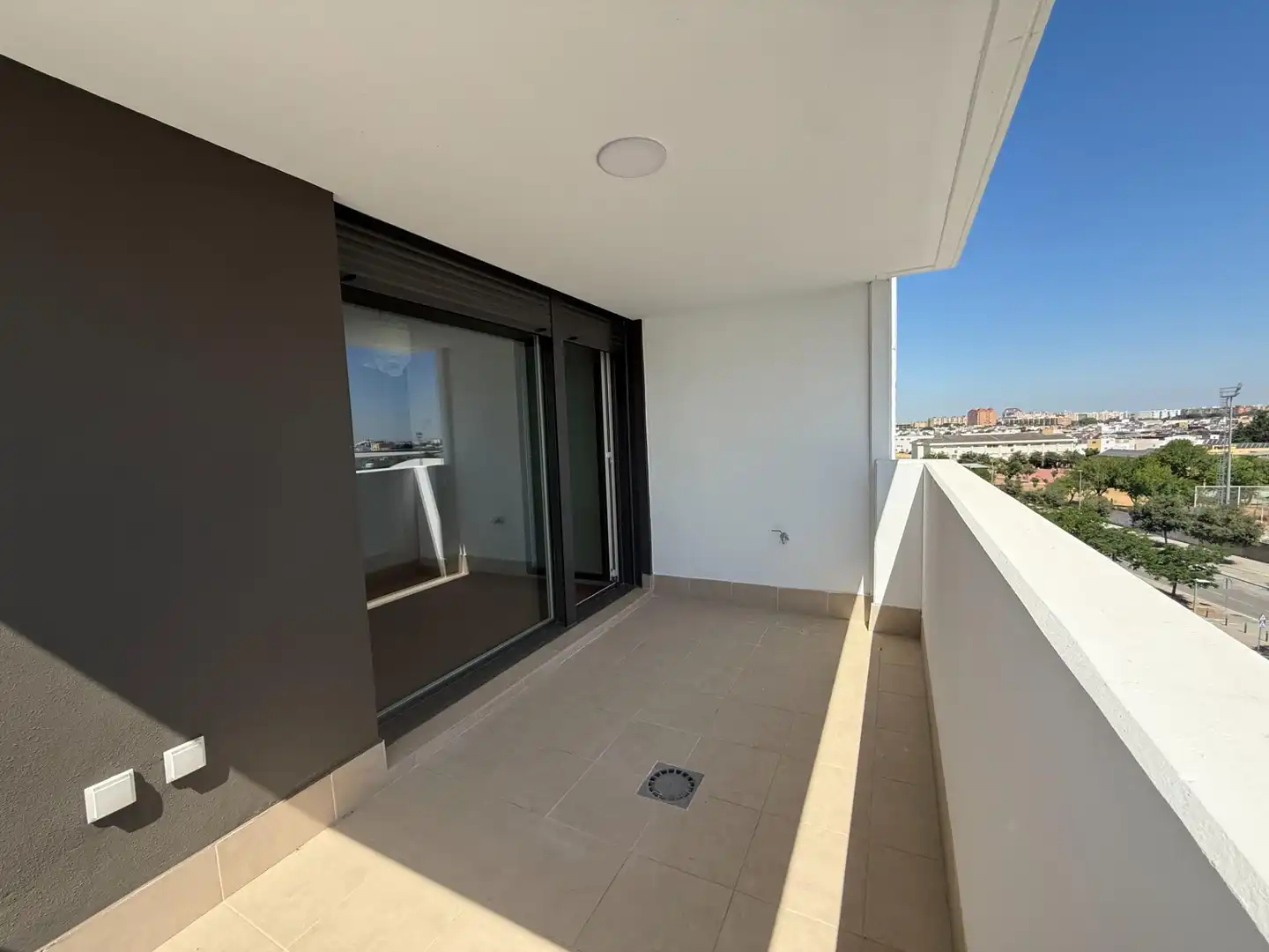 Terrasse von Wohnung zur Miete in Sevilla mit Klimaanlage