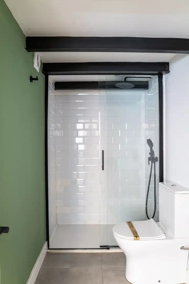 Bathroom of Apartments for sale in Málaga