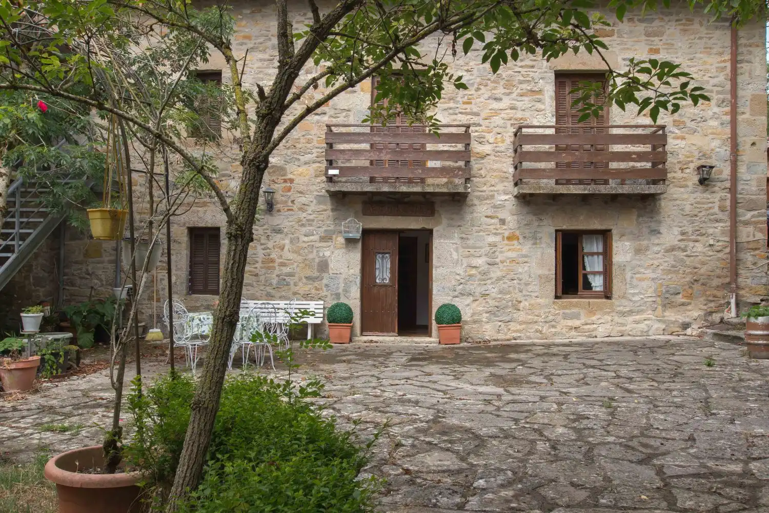 Vista exterior de Casa o chalet en venta en Atetz con Calefacción, Terraza y Amueblado