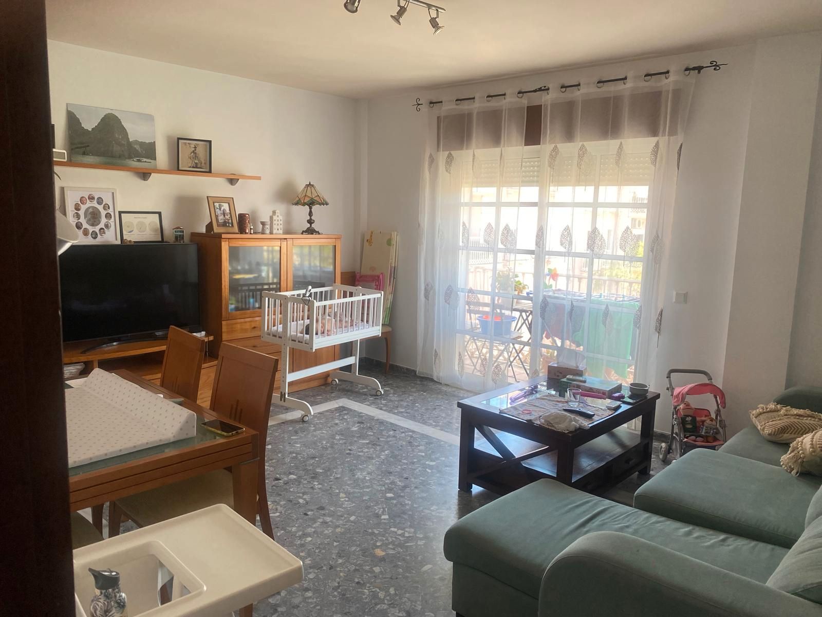Living room of Flat to rent in Coín  with Air Conditioner, Heating and Furnished