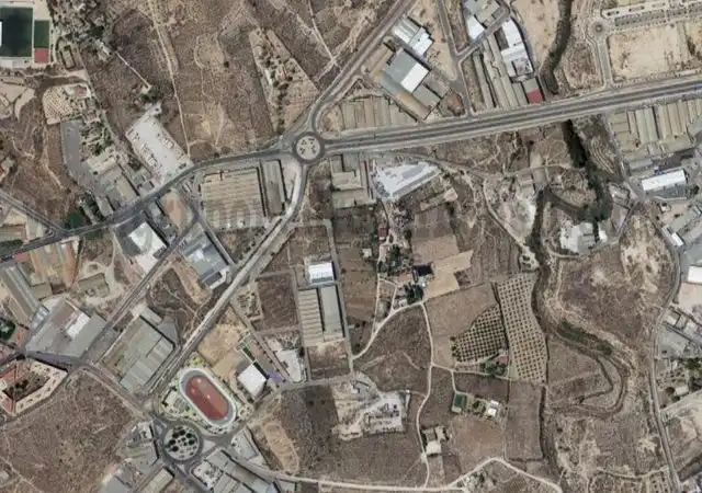 Industrial land for sale in Crevillent