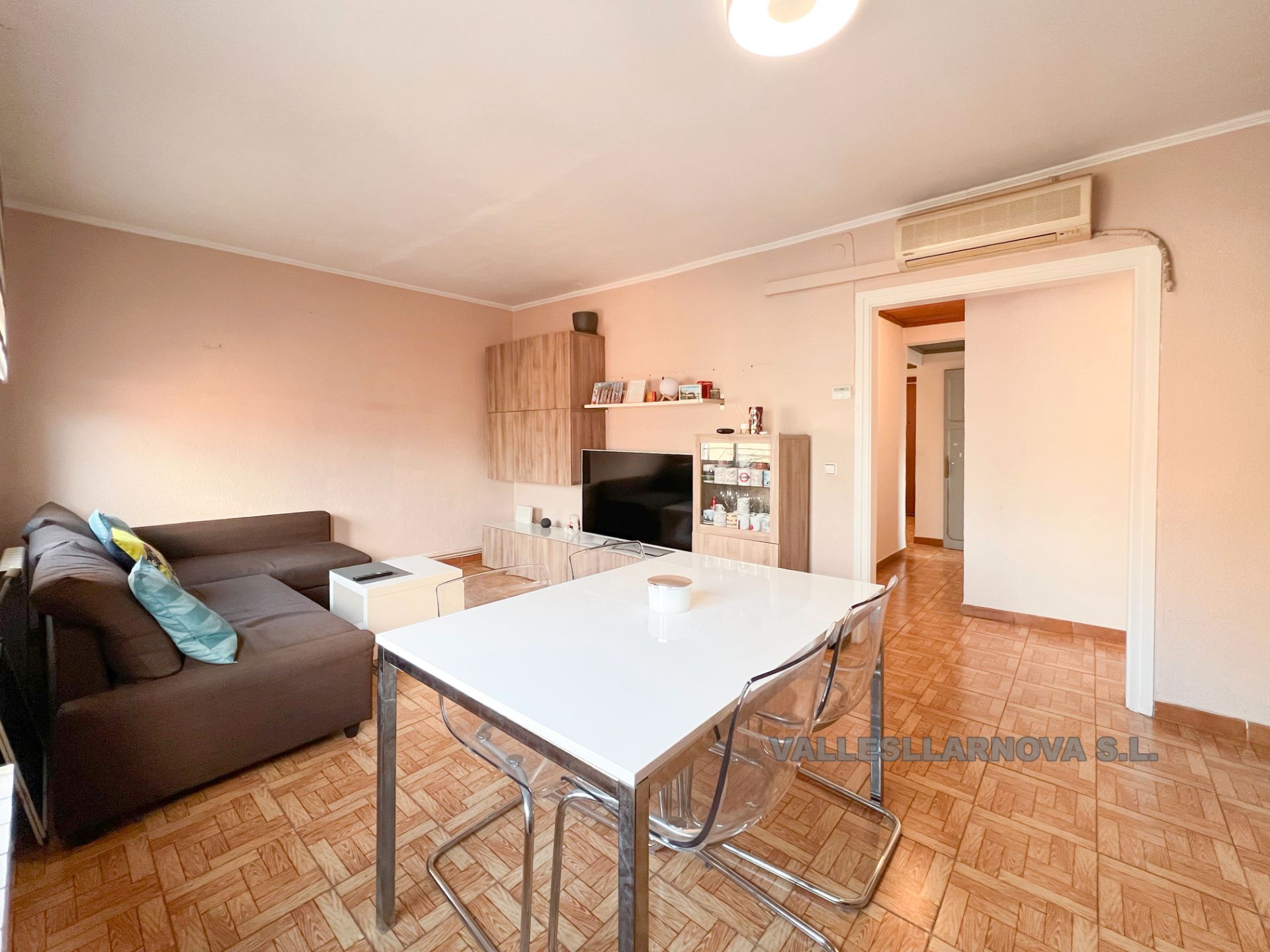 Living room of Flat for sale in Mollet del Vallès  with Air Conditioner and Heating