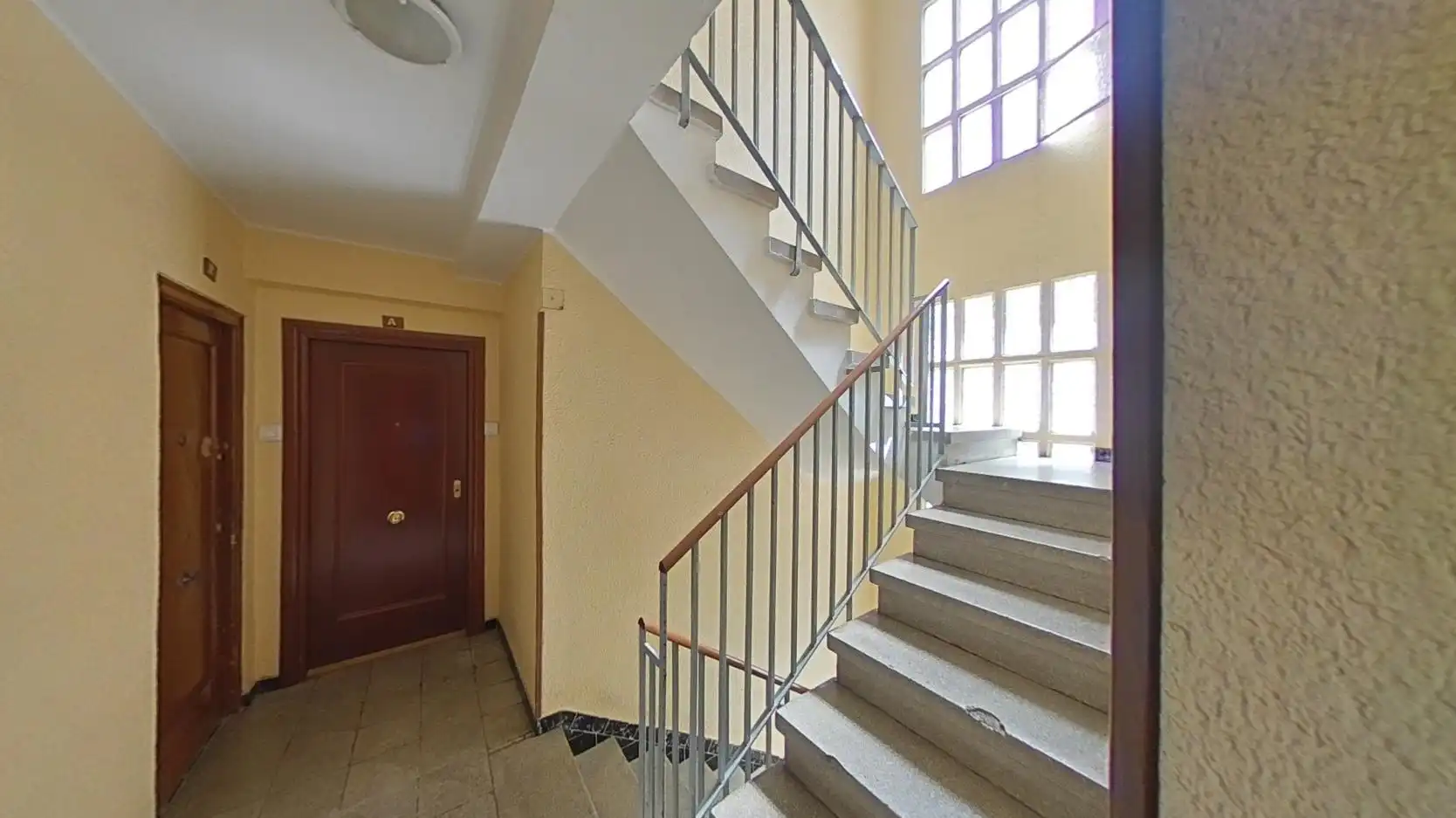 Piso en venta en Zaragoza con Calefacción, Horno y Balcón