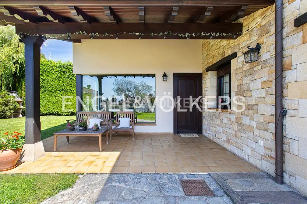Vista exterior de Casa o chalet en venta en Gijón  con Calefacción, Jardín privado y Terraza
