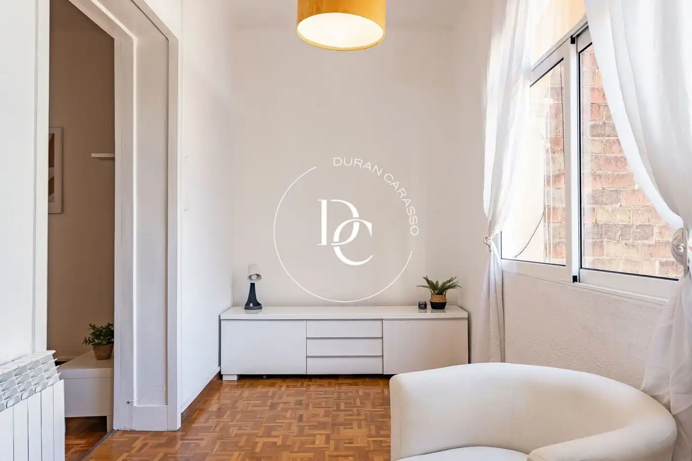 Living room of Flat for sale in Barcelona  with Air Conditioner, Heating and Furnished