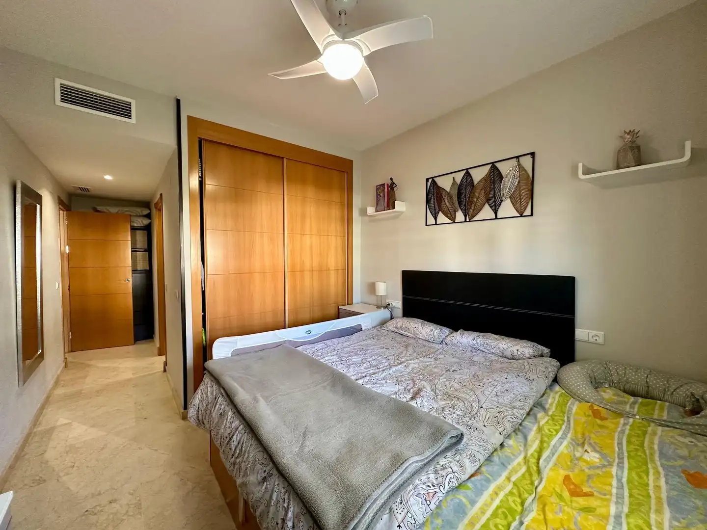 Schlafzimmer von Wohnungen zum Verkauf in Benalmádena mit Klimaanlage, Heizung und Terrasse