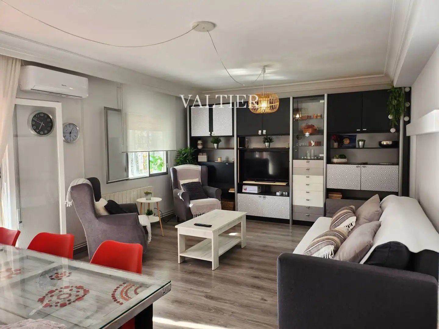 Sala de estar de Piso de alquiler en Madrid con Aire acondicionado, Terraza y Amueblado