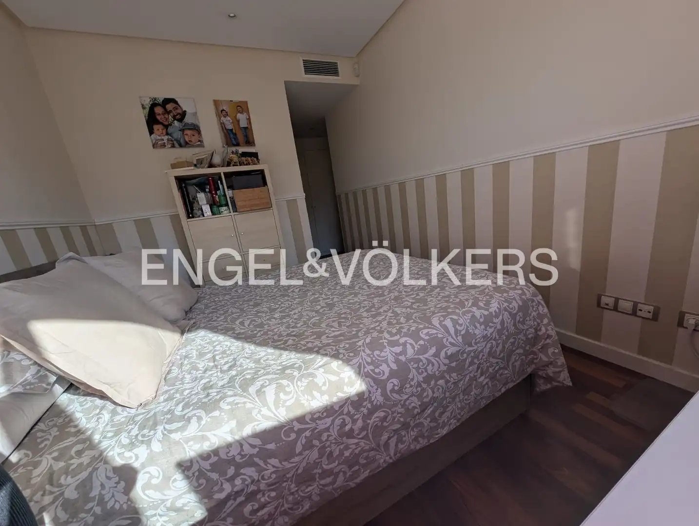 Bedroom of Flat for rent in Las Rozas de Madrid  with Air Conditioner, Heating and Private garden