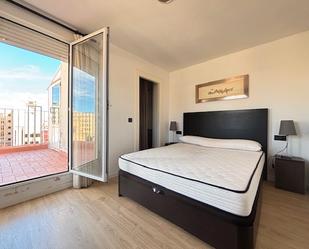 Bedroom of Attic to rent in Castellón de la Plana / Castelló de la Plana  with Terrace, Furnished and Washing machine