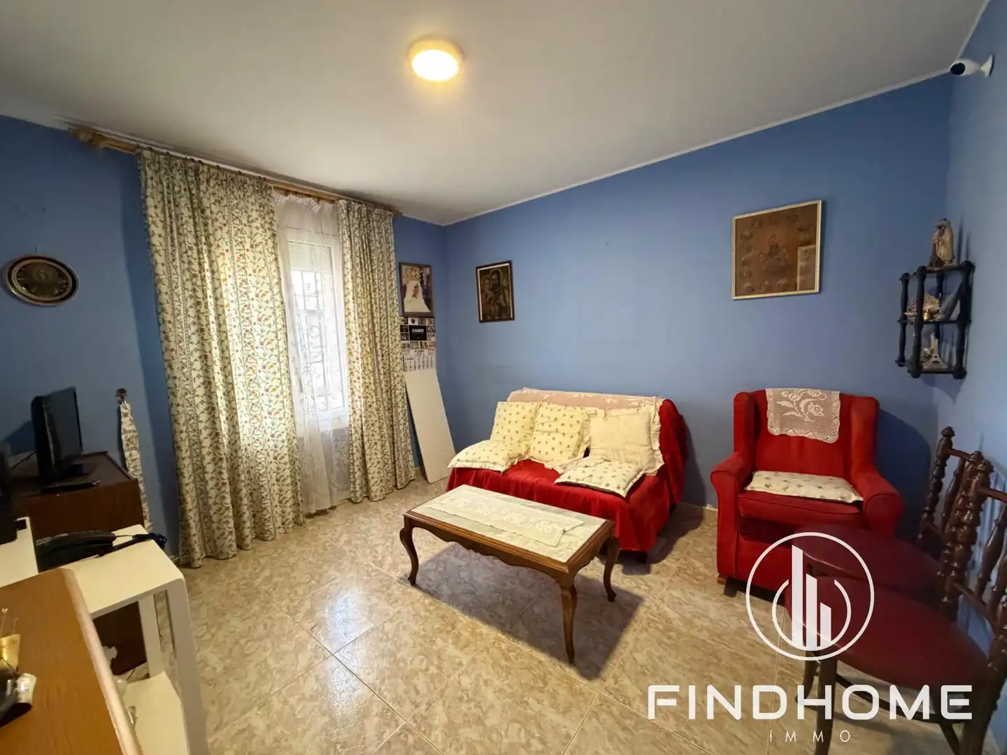Wohnzimmer von Haus oder Chalet zum Verkauf in Olot mit Privatgarten, Abstellraum und Möbliert