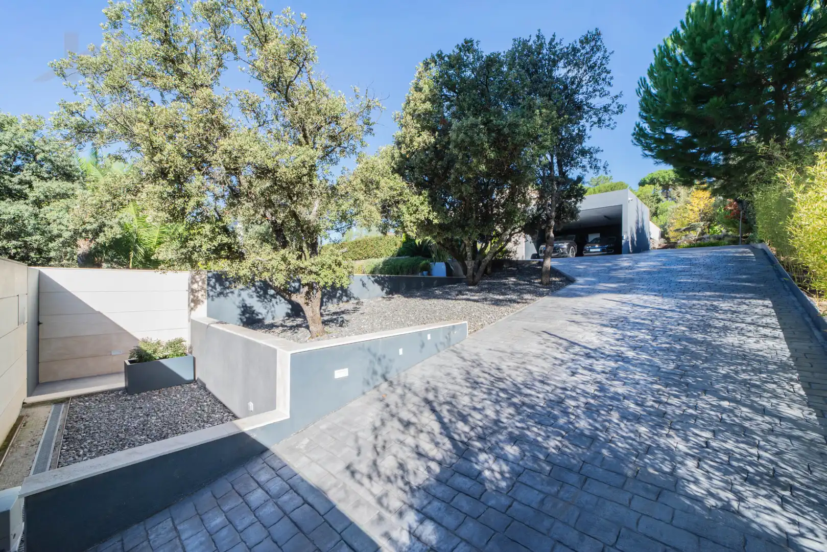 Vista exterior de Casa o xalet en venda en Hoyo de Manzanares, Madrid