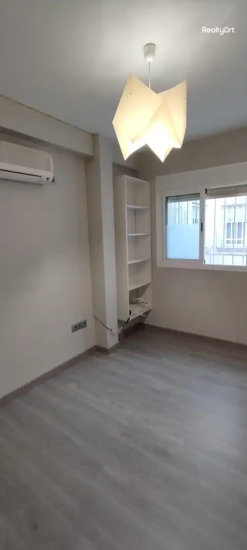 Bedroom of Flat for sale in Sevilla  with Air Conditioner, Heating and Terrace