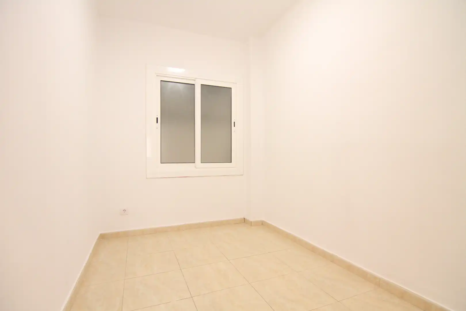 Habitación de Piso en venta en Olesa de Montserrat con Horno y Alarma