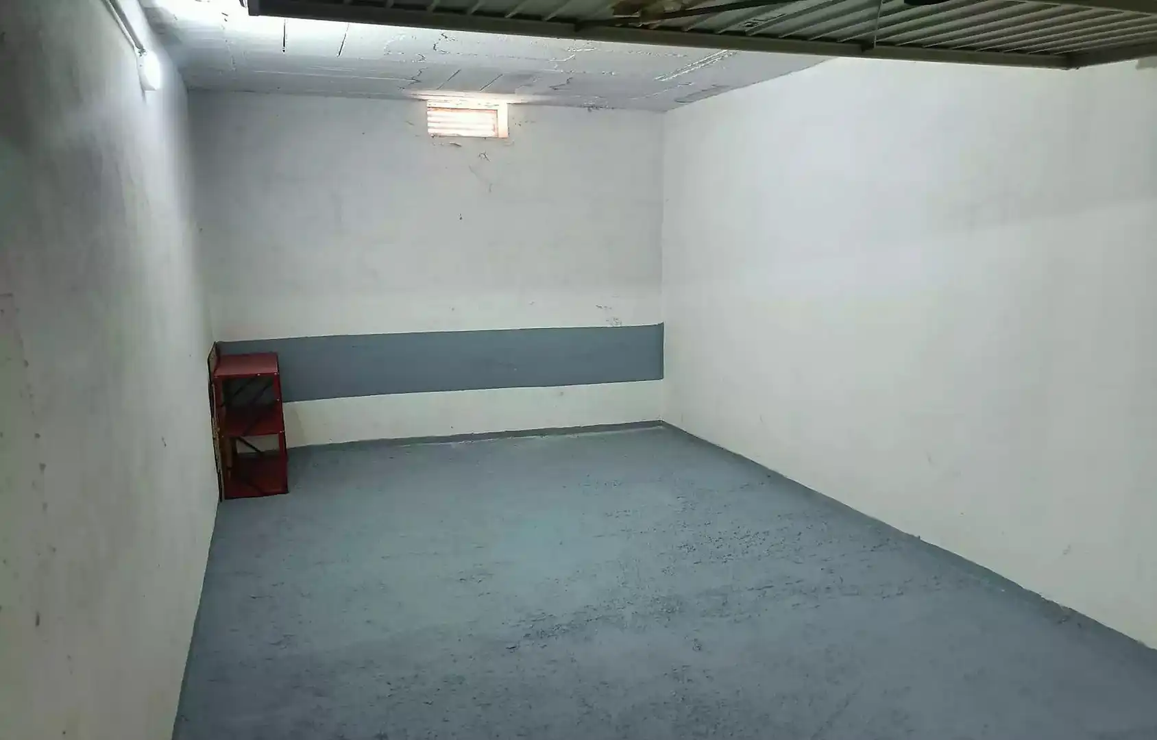 Garage zum Verkauf in Roses