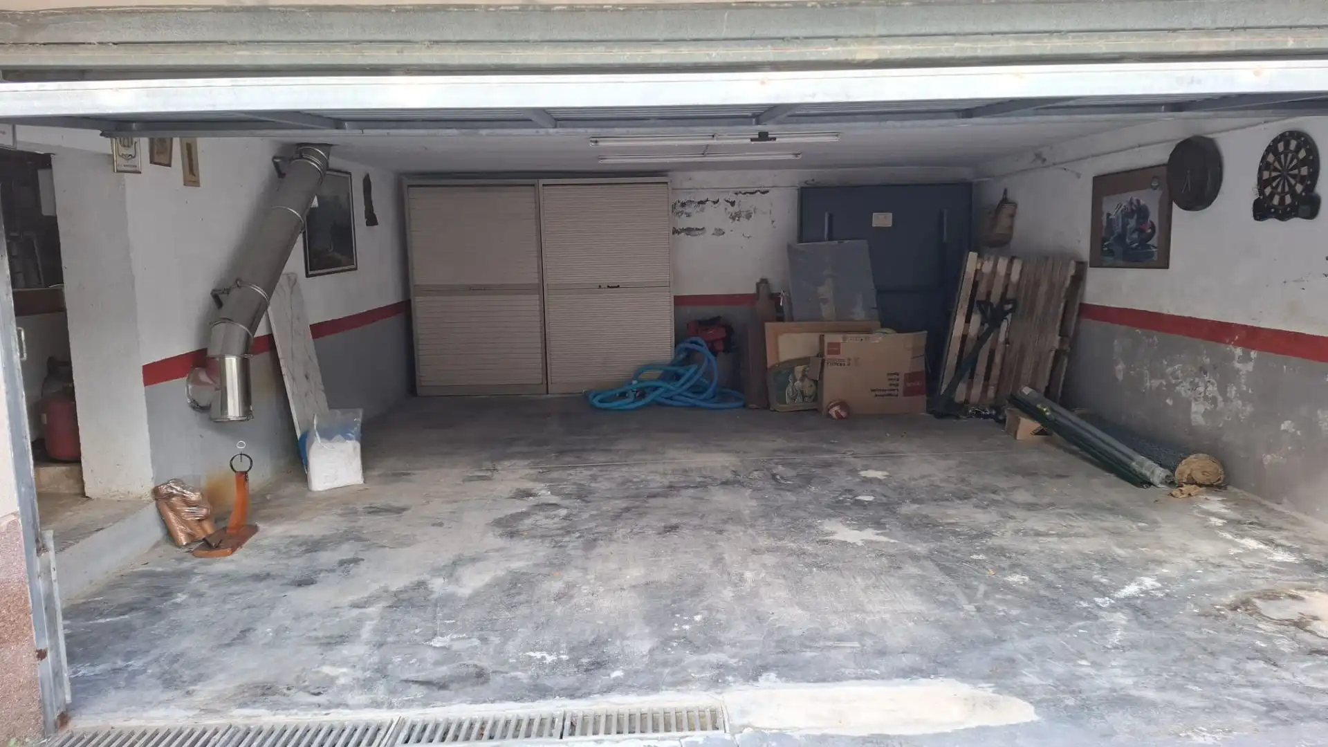 Aparcament de Casa o xalet en venda en Cervelló amb Calefacció, Terrassa i Piscina