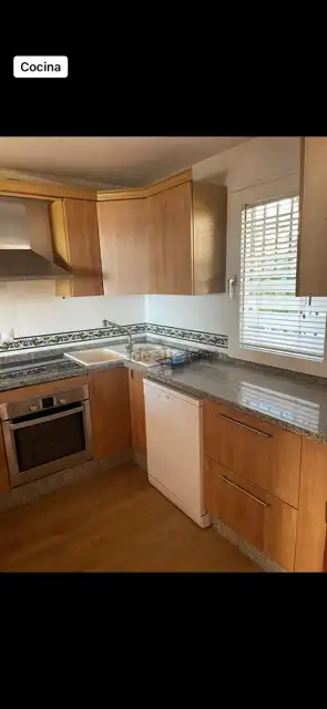 Cocina de Dúplex de alquiler en Torremolinos con Aire acondicionado, Amueblado y Horno