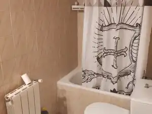 Bany de Pis de lloguer en Ronda amb Moblat