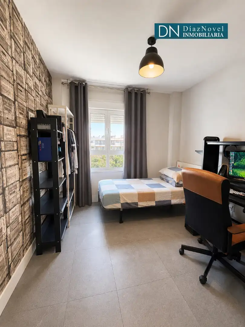Habitación de Ático en venta en Málaga con Aire acondicionado, Calefacción y Terraza
