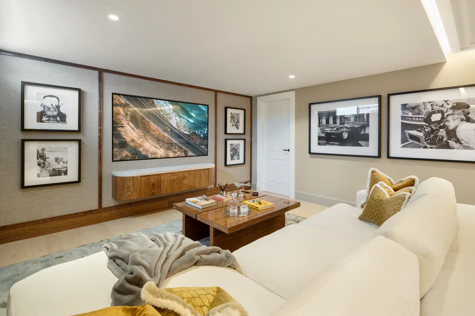 Chalet con piscina en venta en Milla de Oro, imagen 22