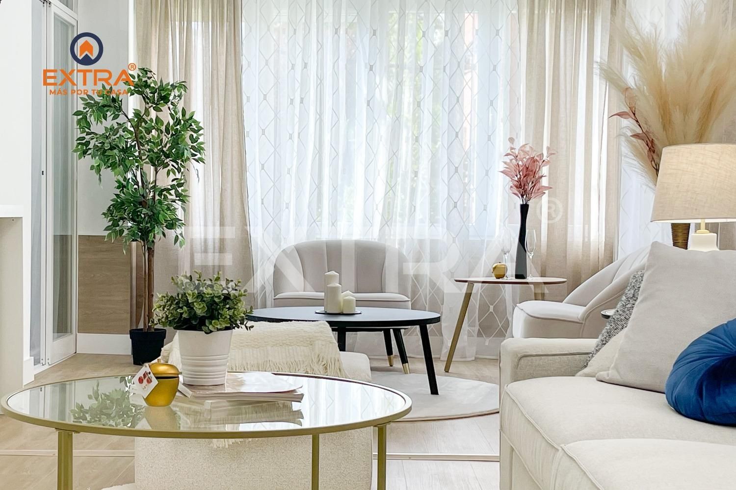 Sala de estar de Piso en venta en  Madrid Capital con Aire acondicionado, Calefacción y Jardín privado