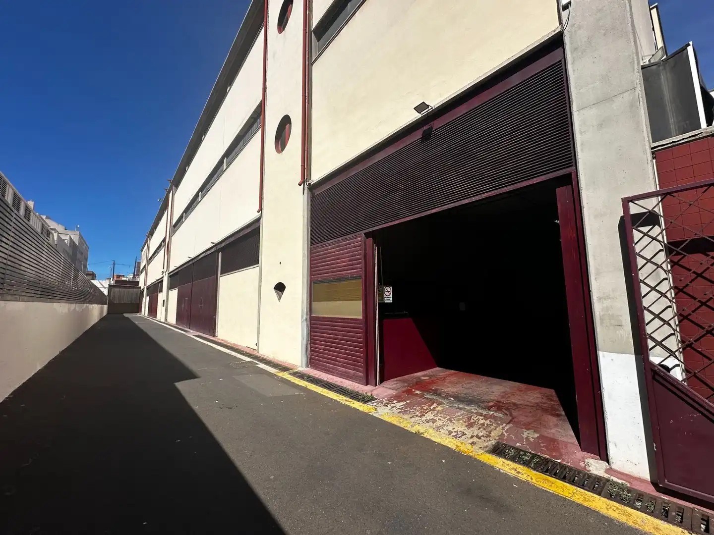 Vista exterior de Nau industrial de lloguer en Santa Cruz de Tenerife