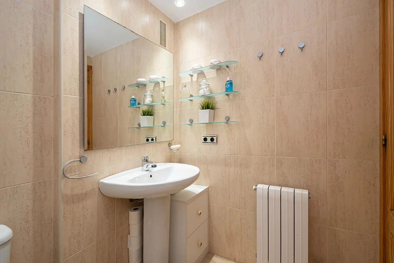 Baño de Piso en venta en  Palma de Mallorca con Aire acondicionado, Calefacción y Trastero