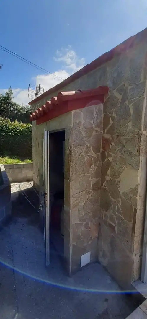 Gewerbefläche zum Verkauf in Peroja, Piñeiro, imagen 9