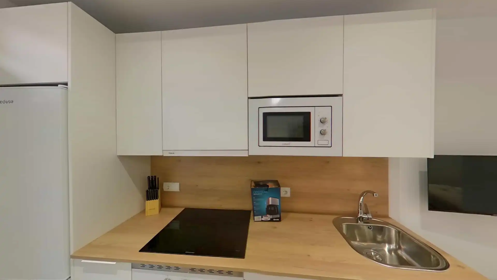 Wohnung zur Miete in Calle de Santa Julia, imagen 2
