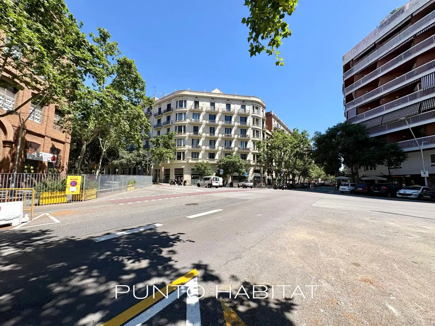 Vista exterior de Piso en venta en Barcelona con Aire acondicionado, Parquet y Trastero
