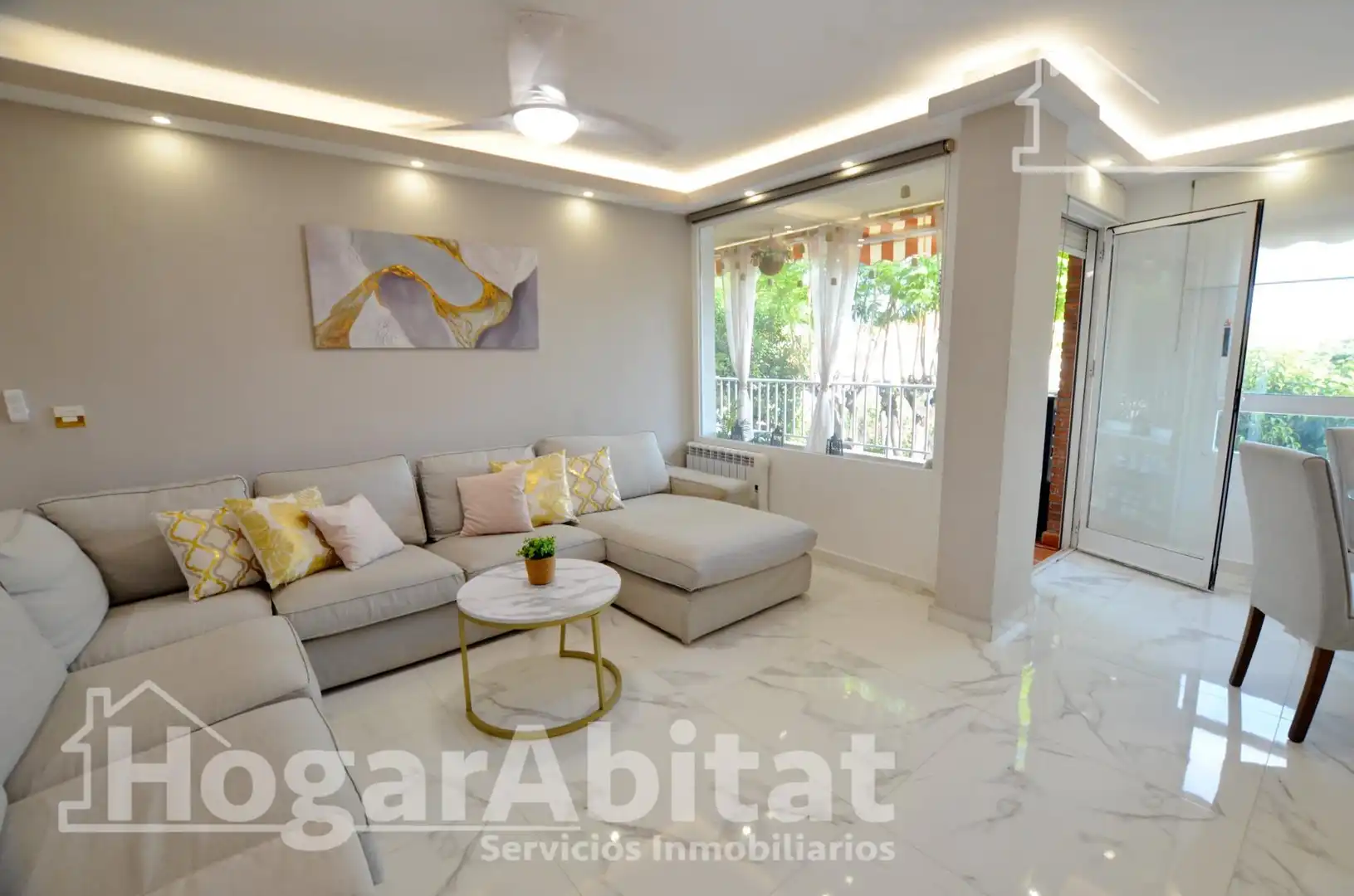 Living room of Flat for sale in Mutxamel  with Air Conditioner, Heating and Terrace