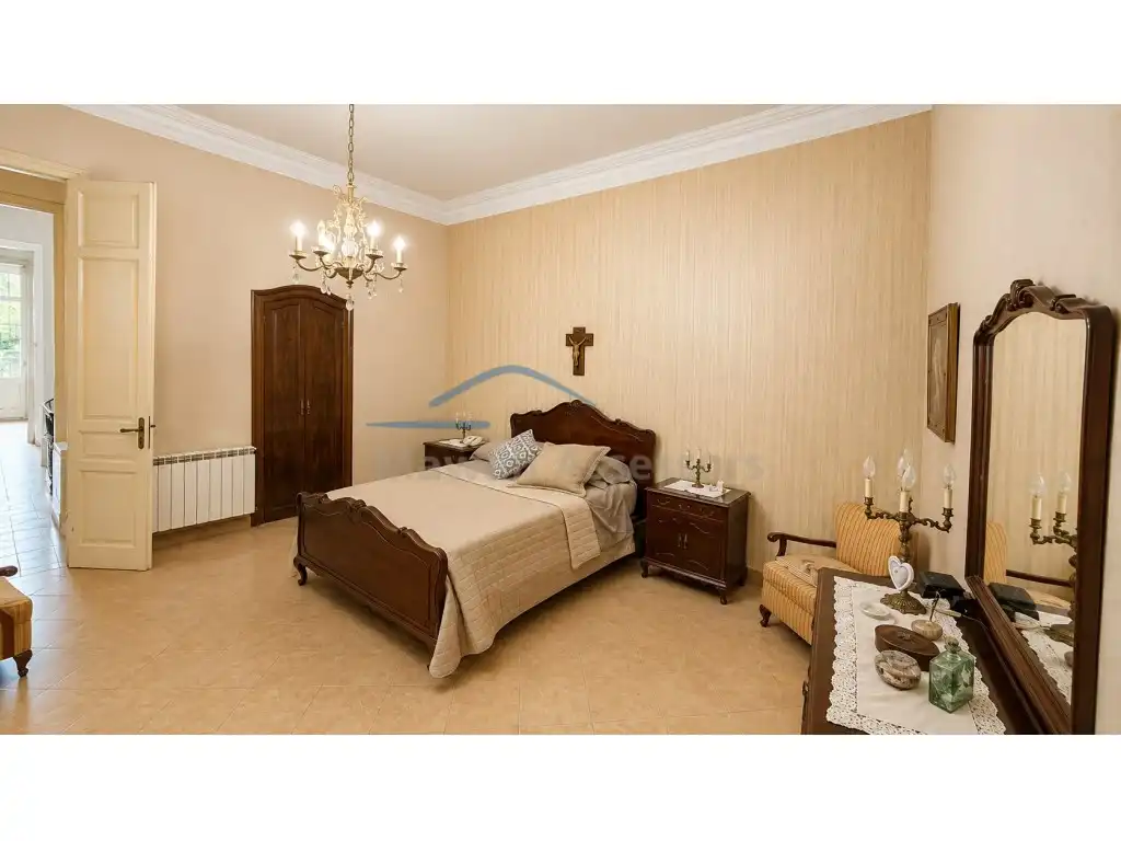 Bedroom of Houses for sale in Sabadell