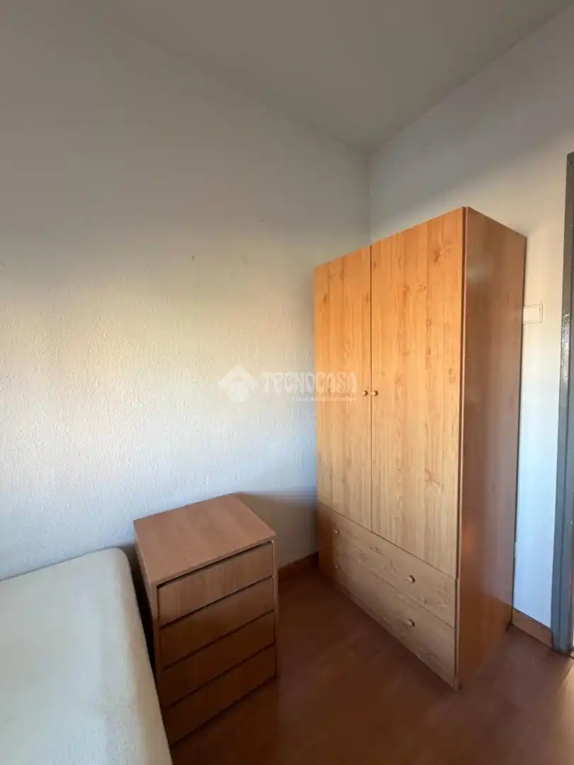 Bedroom of Flat for sale in Madrid  with Air Conditioner, Heating and Terrace