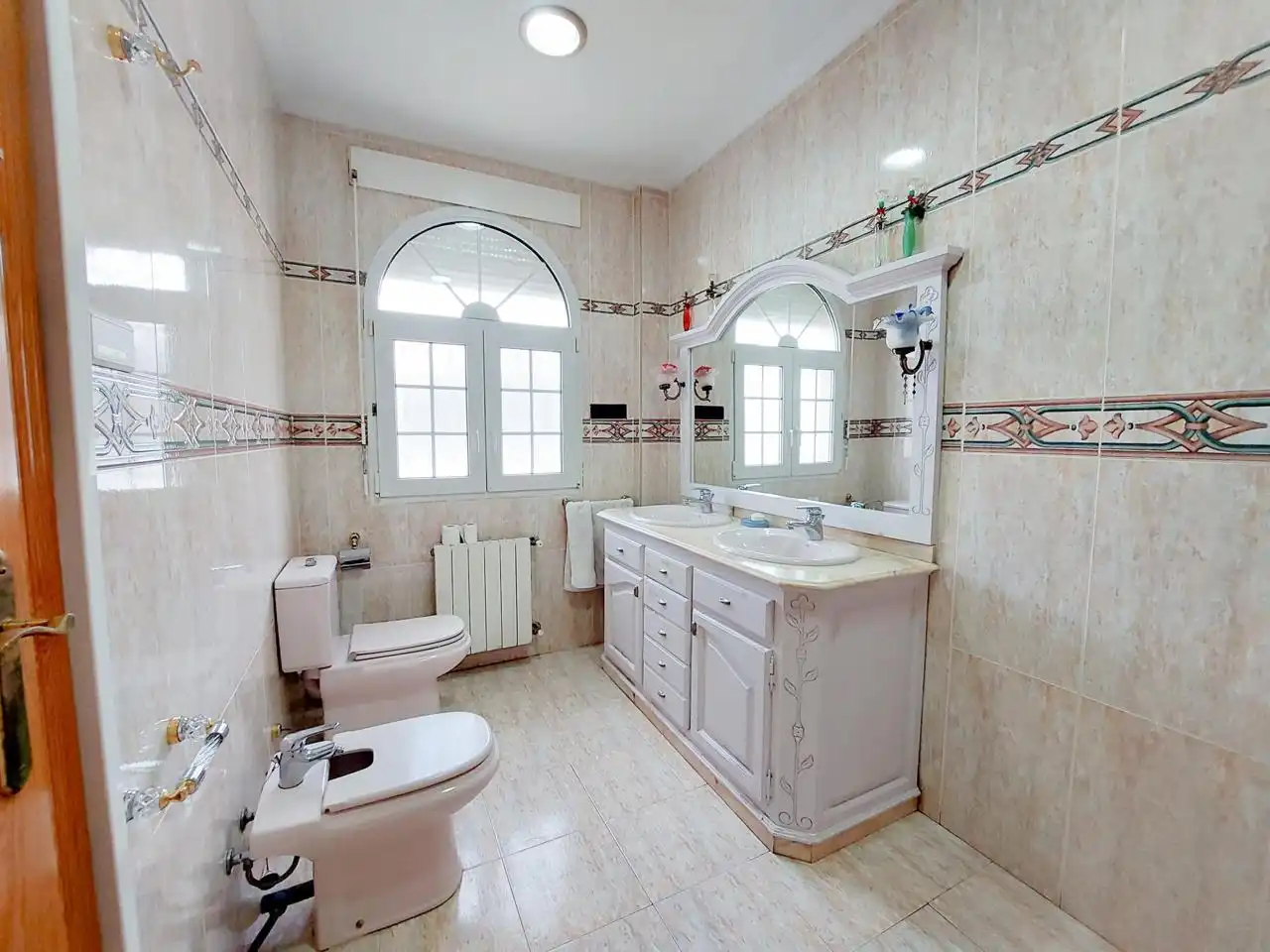 Baño de Casa o chalet en venta en Elche / Elx con Aire acondicionado y Jardín privado
