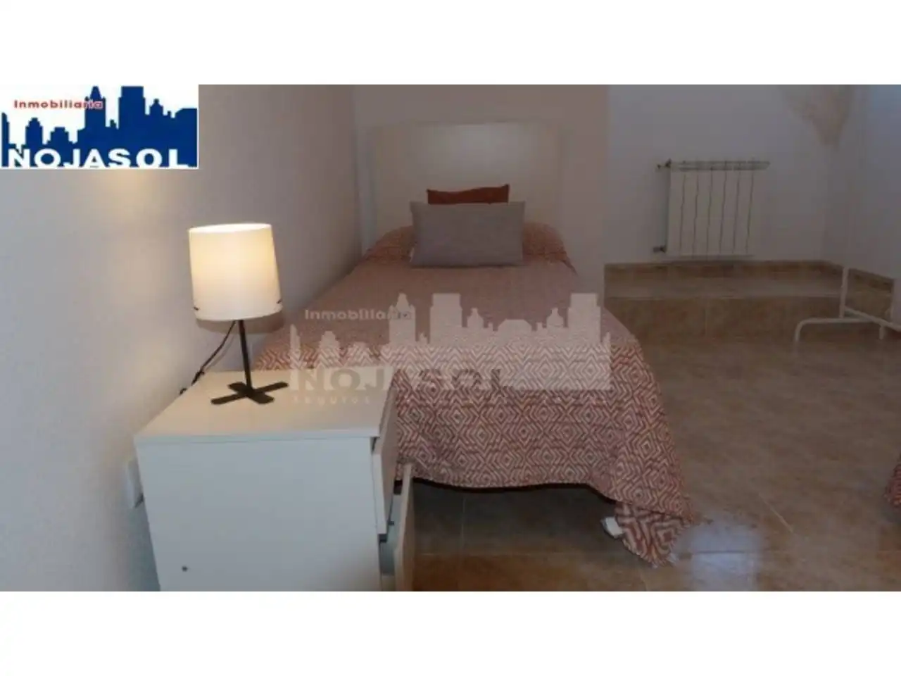 Dormitori de Àtic de lloguer en Noja amb Calefacció, Terrassa i Moblat