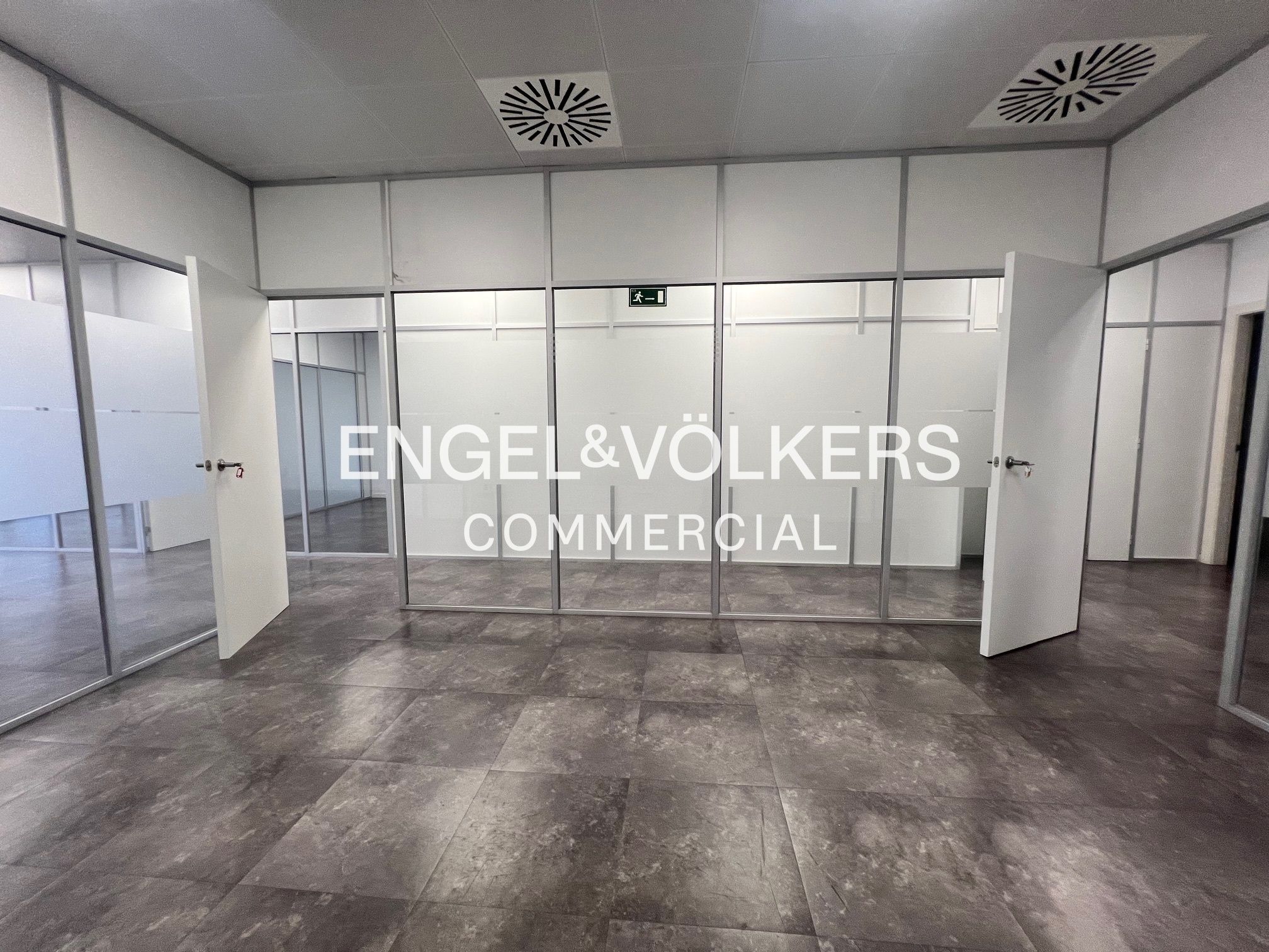 Oficina de alquiler en Esplugues de Llobregat con Aire acondicionado