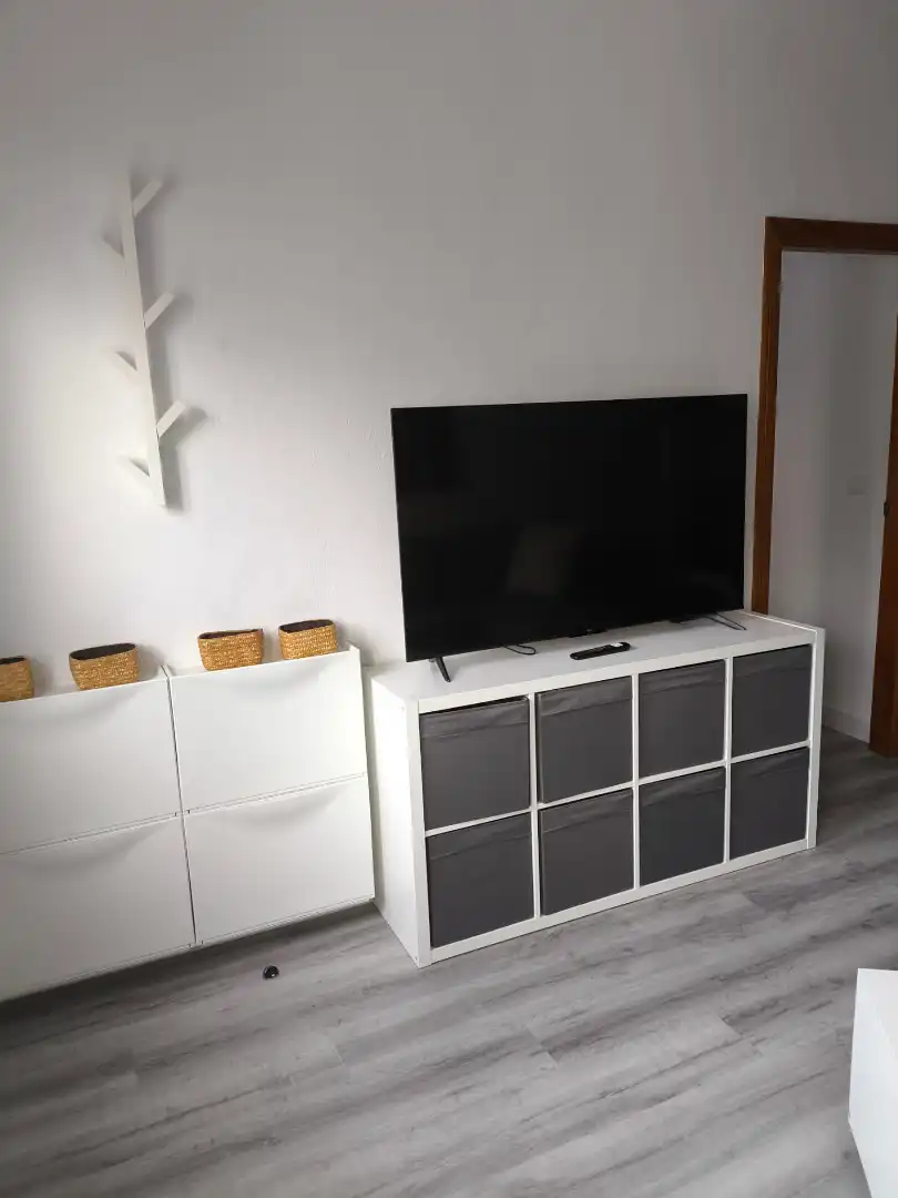 Wohnzimmer von Wohnung zum Verkauf in Arona mit Möbliert, Ofen und Mikrowelle