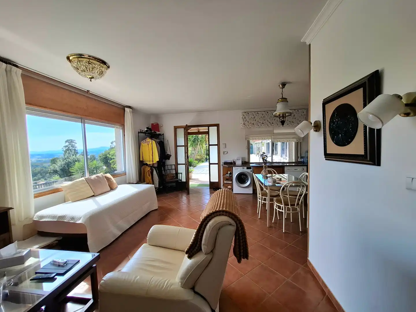 Sala d'estar de Casa o xalet en venda en As Neves   amb Calefacció, Jardí privat i Terrassa