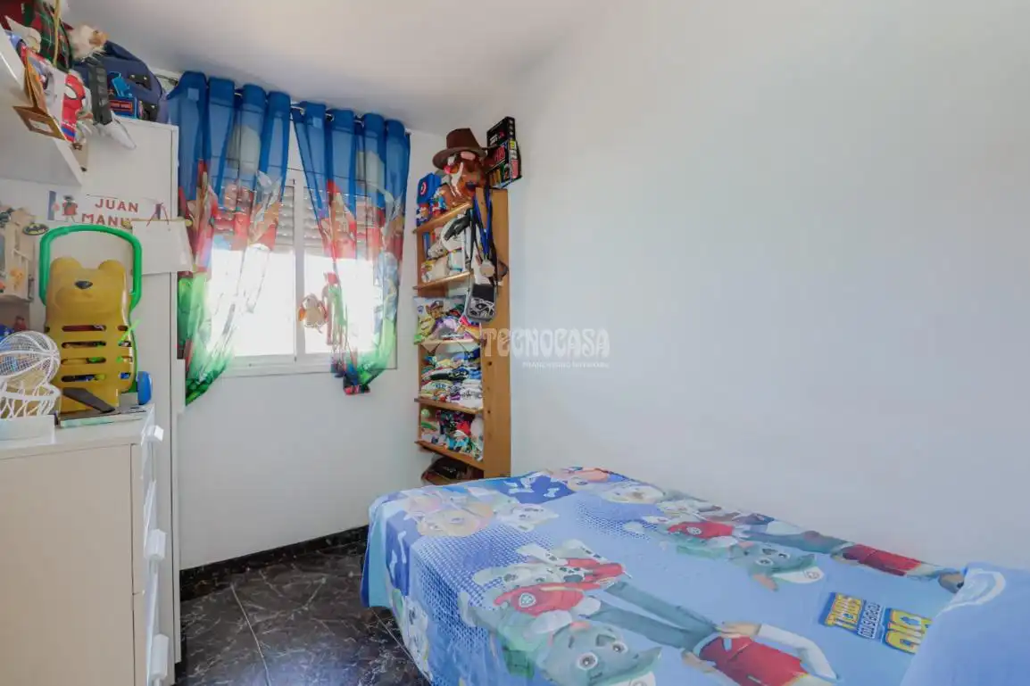 Bedroom of Flat for sale in Sant Boi de Llobregat  with Air Conditioner
